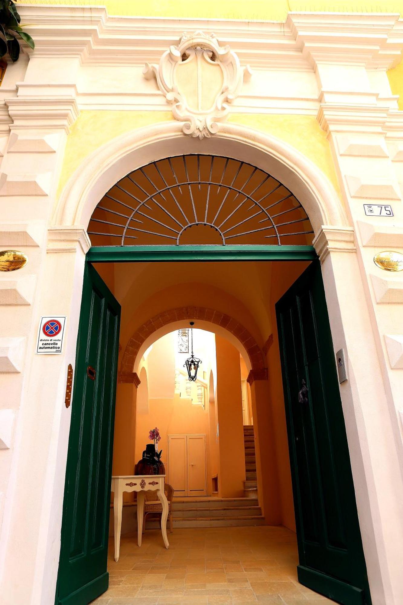 Bed and Breakfast Palazzo Castiglione Gallipoli Exteriér fotografie